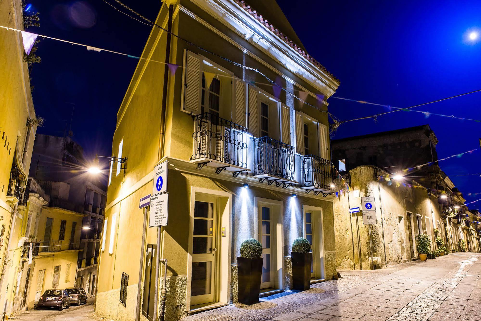 Rigel Villanova Rooms Cagliari Extérieur photo